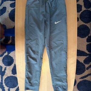 Nike kids lightweight Gray Joggers/track pant US small